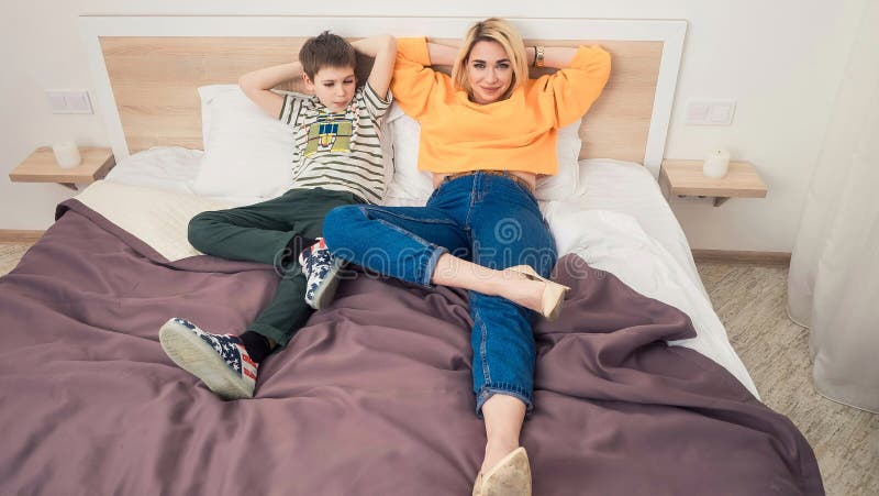 handjob mom and son - karunasatori onlyfans stepson stepmother porn