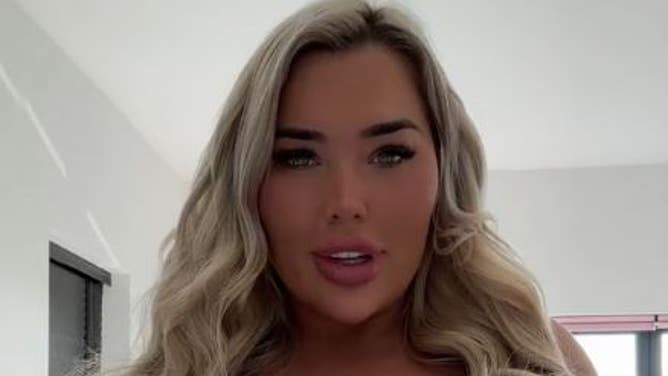 brian j cummins recommends Big Tit Influencer