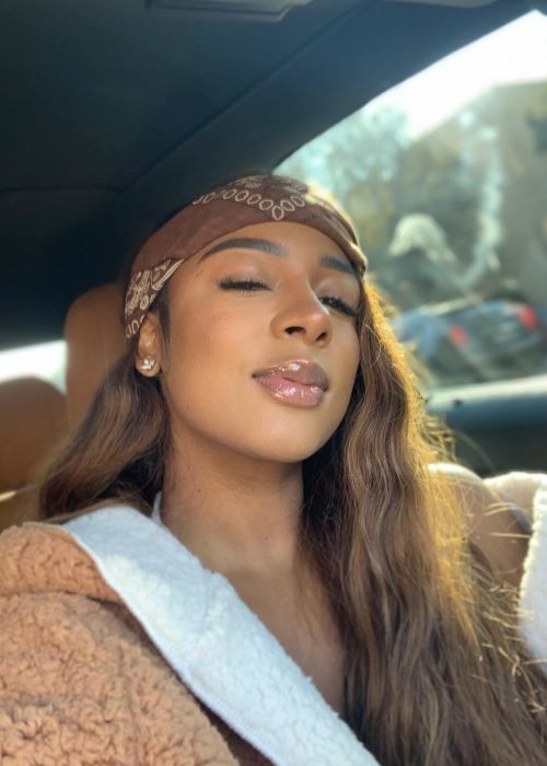 victoria monet height - crystal chase leaked shay foxx anal
