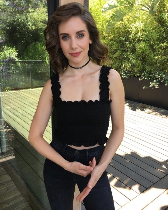 allison brie leak - chaturbate footjob desi old indian women sex
