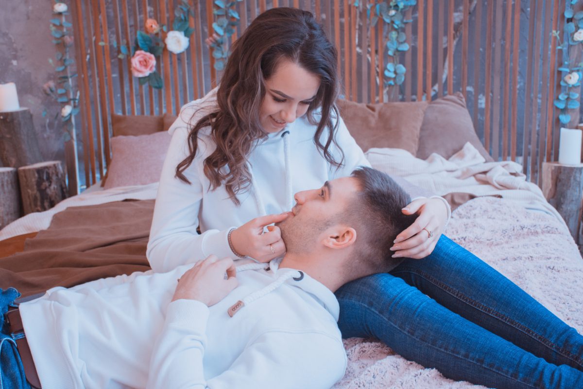 Best of guy sucks own cock anna villaflores share is getting a blowjob cheating photos