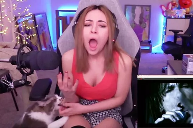 abdul isah recommends Alinity Tits