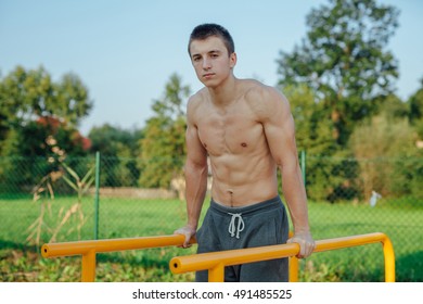 bruce jones dom king jenter dildo bruce jones dom king
