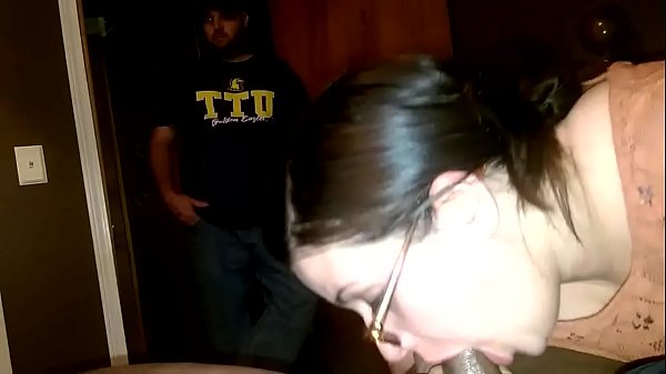 dayanna hernandez recommends Husband Watches Wife Suck Cock