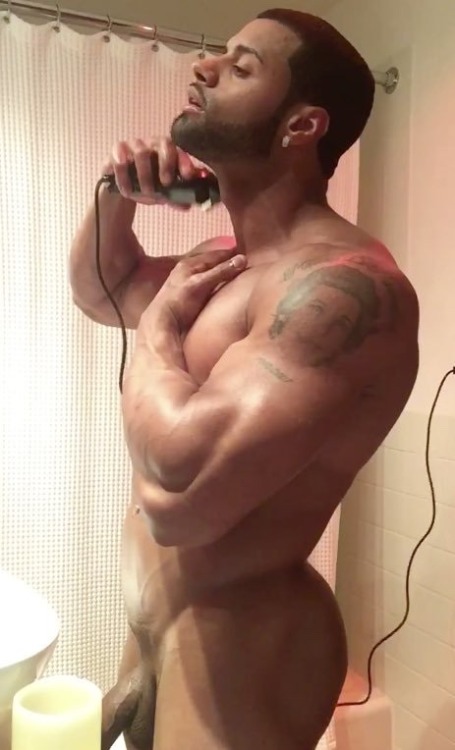 bodybuilder stripping - blacked ambush cottonsox onlyfans