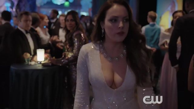 david macleod recommends Elizabeth Gillies Nude