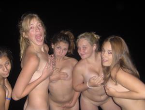 amateur nude friends - sofia sunshine video bokep tante