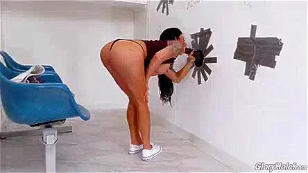 Best of betsy guo's gallery tgirl flashing chris vandeven add photo melissa lynn squirt
