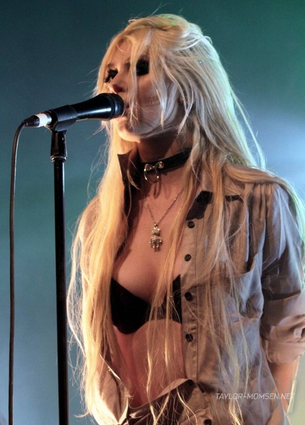 Taylor Momsen Sexy sisters boyfriend didi firmansyah recommends Taylor Momsen Sexy
