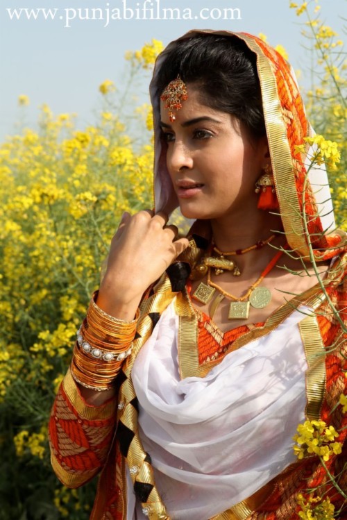 punjabi xxx - threesome with adria and jewelz mindi mink and rebel lynn