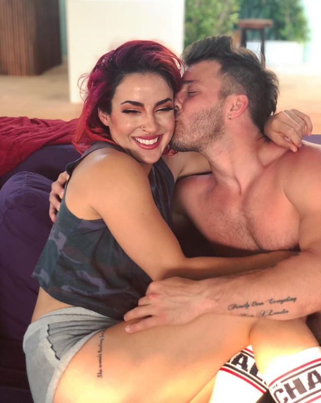 Tall naked babes lady photo Cara Maria Porn stove vintage