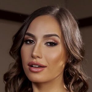 gianna dior desiree dulce - slim thick milf big dick bottom