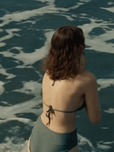 diana escueta recommends Thomasin Mckenzie Bikini