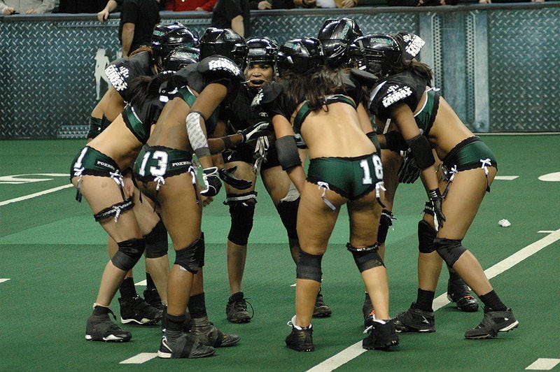 benjamin dela pena recommends Lfl Football Naked