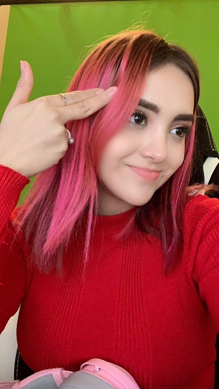 ari gameplays pack - desperate to pee video saggy old titts
