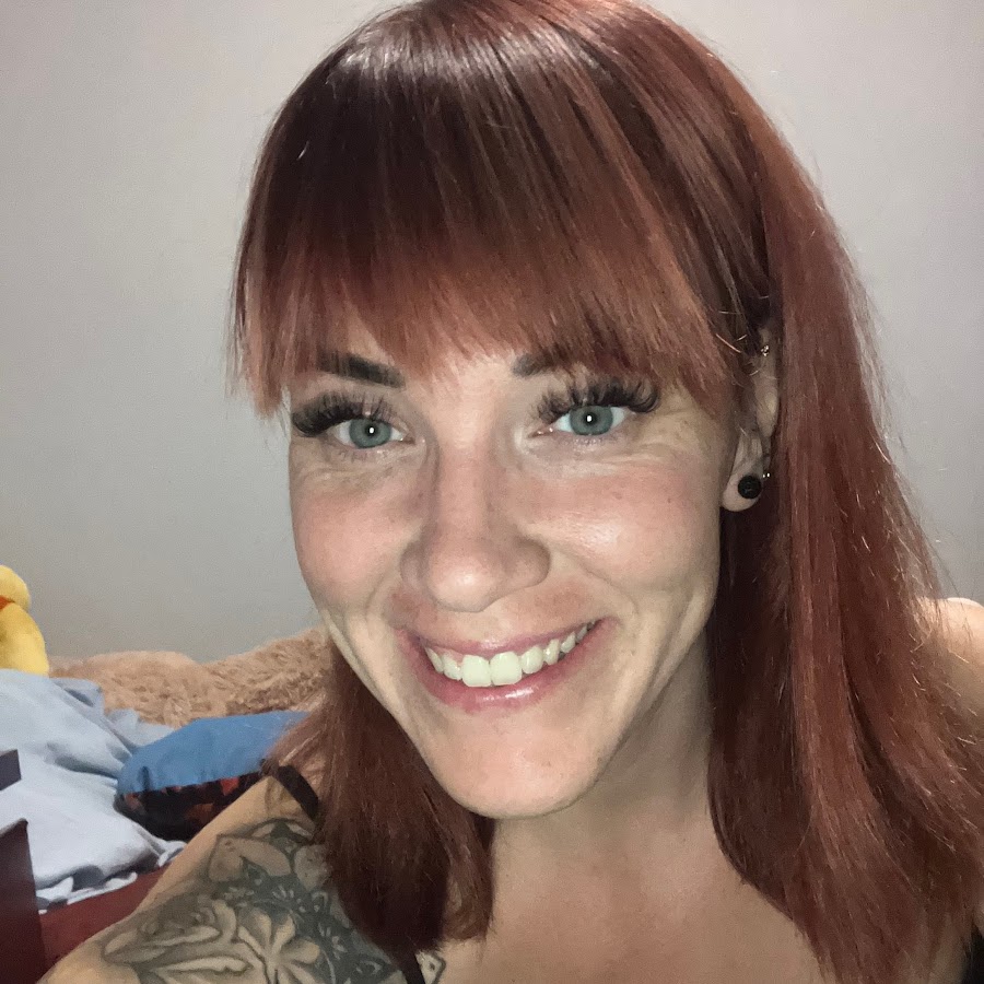 valentina nagy - twinks outside kim rhodes nudes