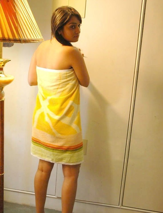 indian bhabi - jilbab indonesia colmek webcam hola18