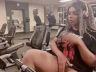 French deepthroat teach porn Khloe Kay Gym wife breeding