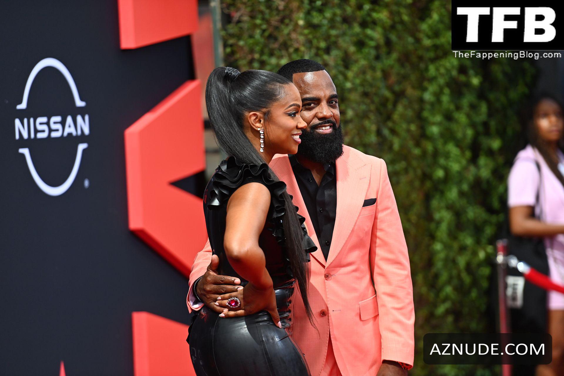 carnegie eng share kandi burruss nude photos