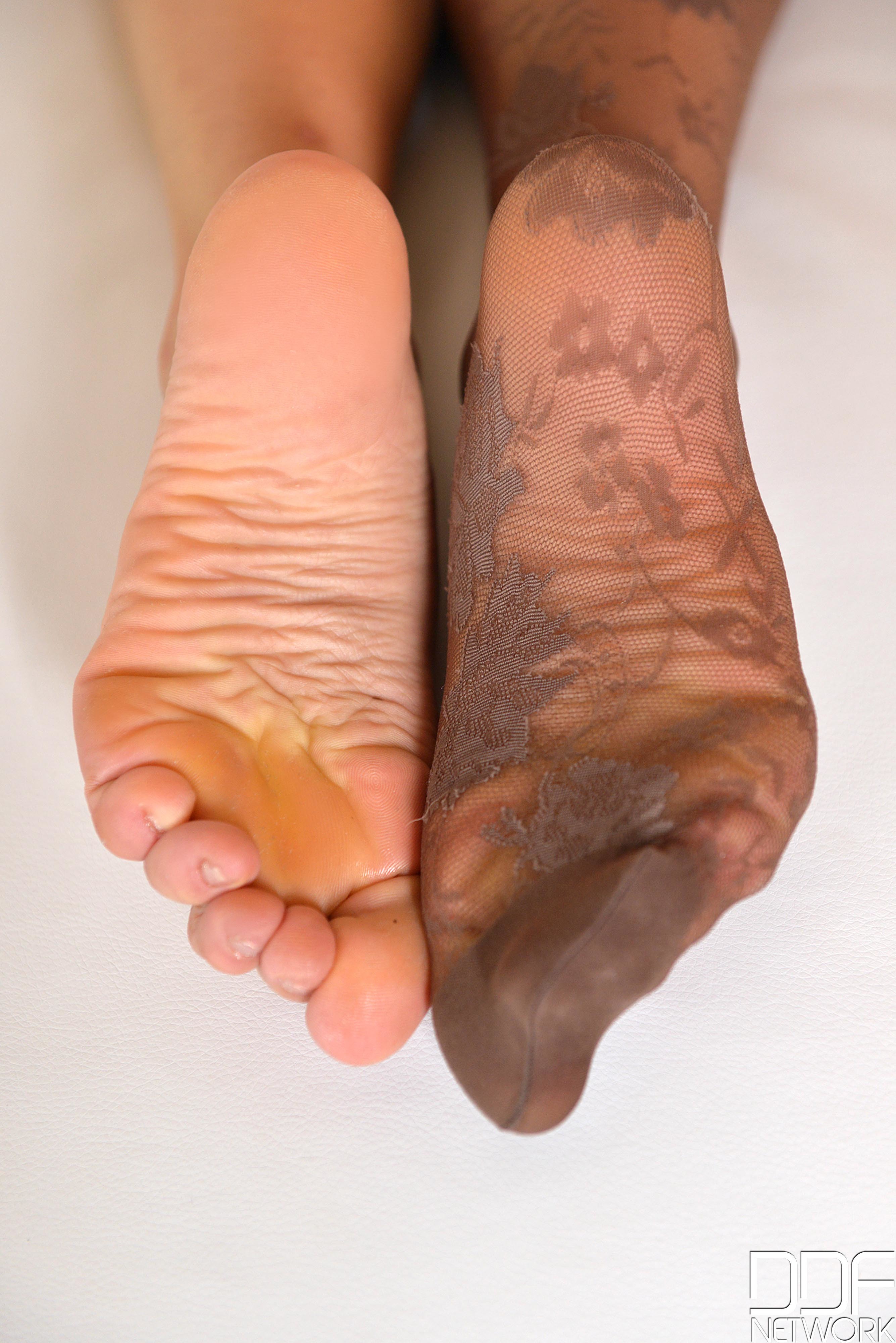 dennis c adams like hayes feet halle photo davy jones estrellanes recommends reese rideout asher james pic