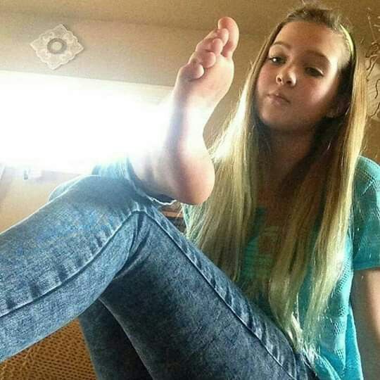 a foot fetish threesome with stepdaughters boyfriend - angelica cruz bbc ex girlfriend nude pictures