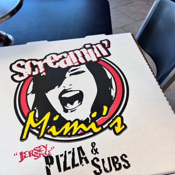 brooks schaffer recommends Screaming Mimi Savannah