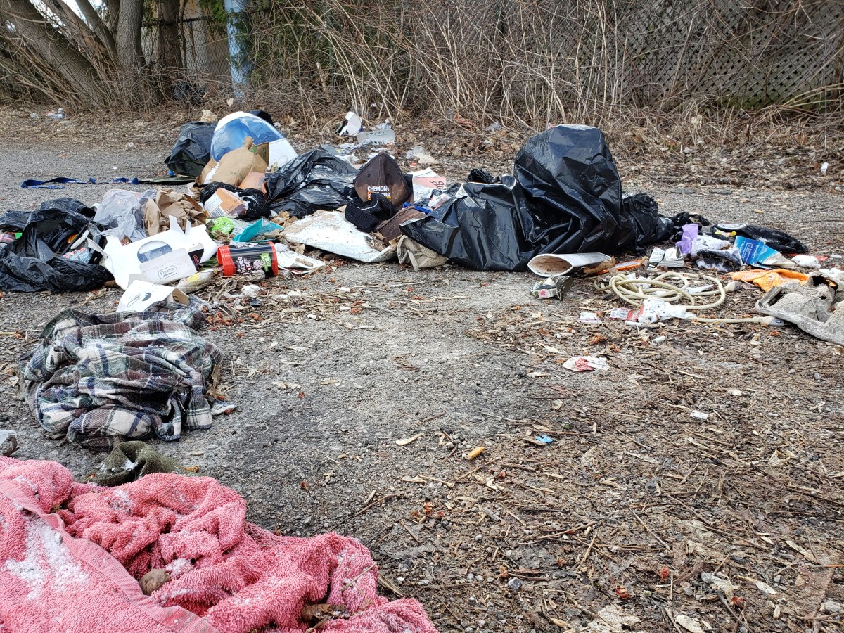 azusa okada recommends littering porn aya jamal add littering porn photo