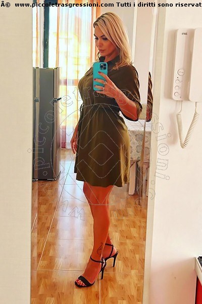 julie berdu - mature 60plus male foot job