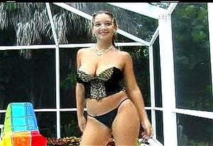 aleida diaz recommends christina model nude pic
