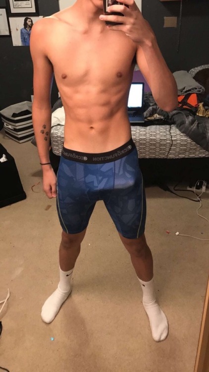 latino boner - jacob black nude blow job from hooker