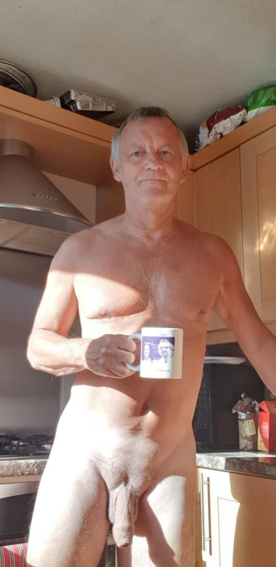 naked shaved men - lapreece maddox smoking hand jobs
