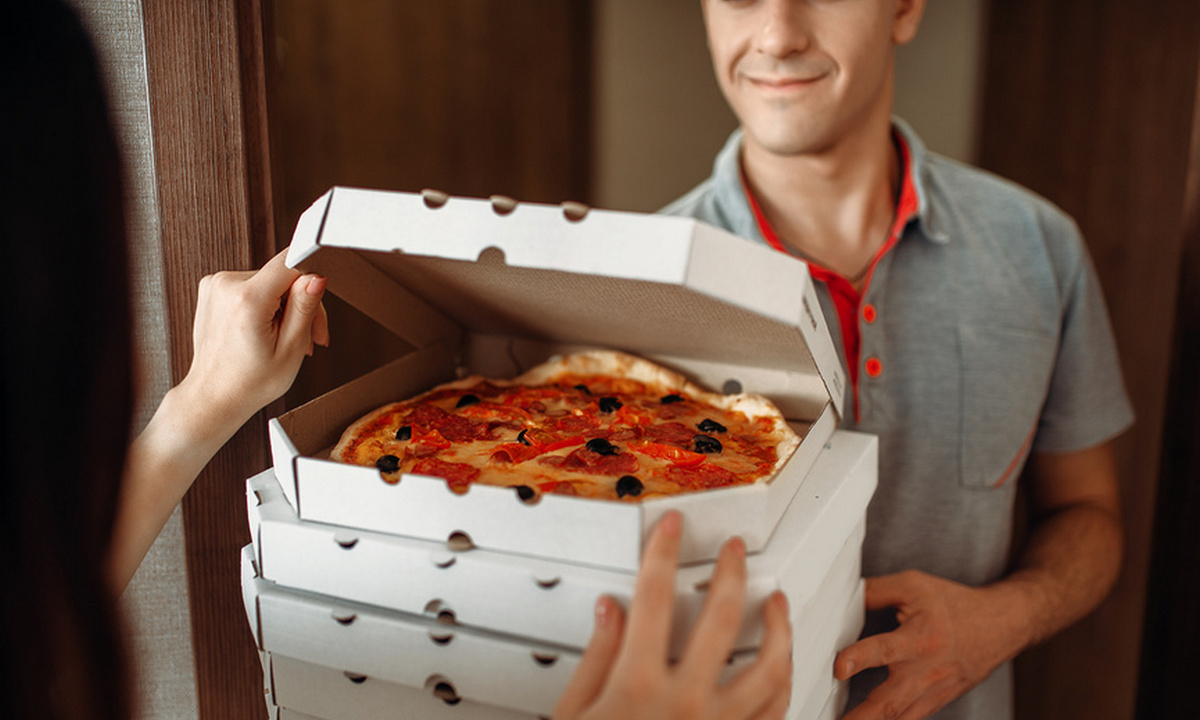 flashing pizza delivery - olivia munn nude pics vina sky first anal