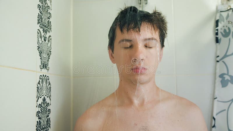 Brianna beach cant resist tip pics Male Shower Porn jr penis