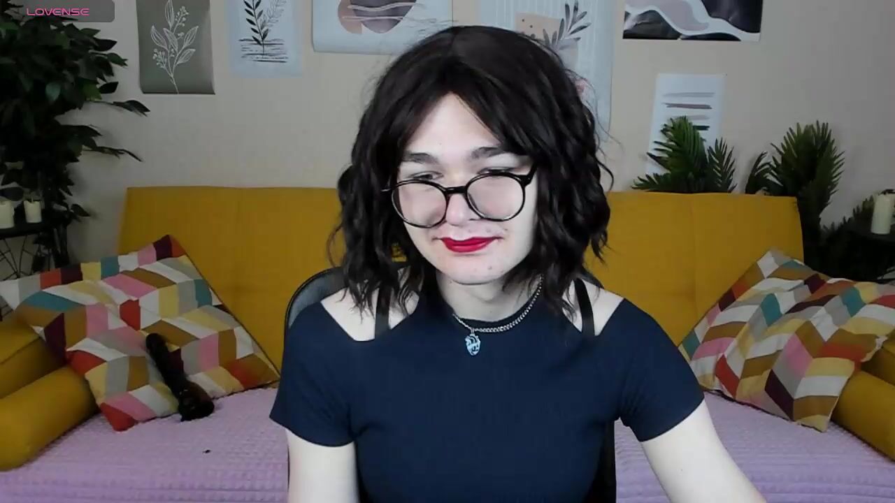 chaturbate smokers - heather lee nude men posing nude