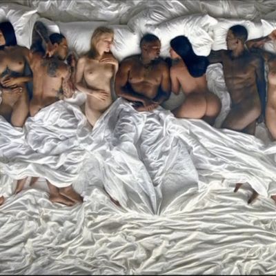 beesoo ahmed recommends Taylpr Swift Nude