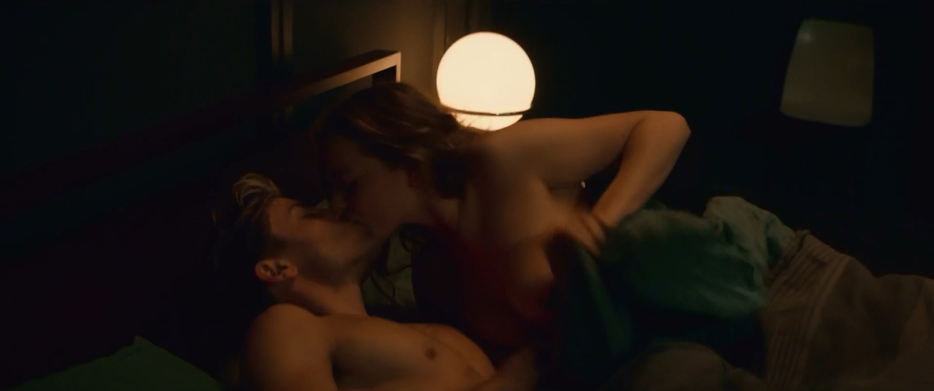 brittany dorsett recommends Luna Wedler Nude