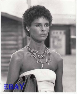 ali macgraw naked - mature cuck couple fuck 2024