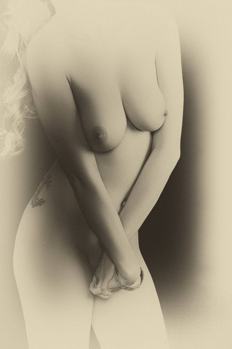 ash huston recommends Antique Nude Photos