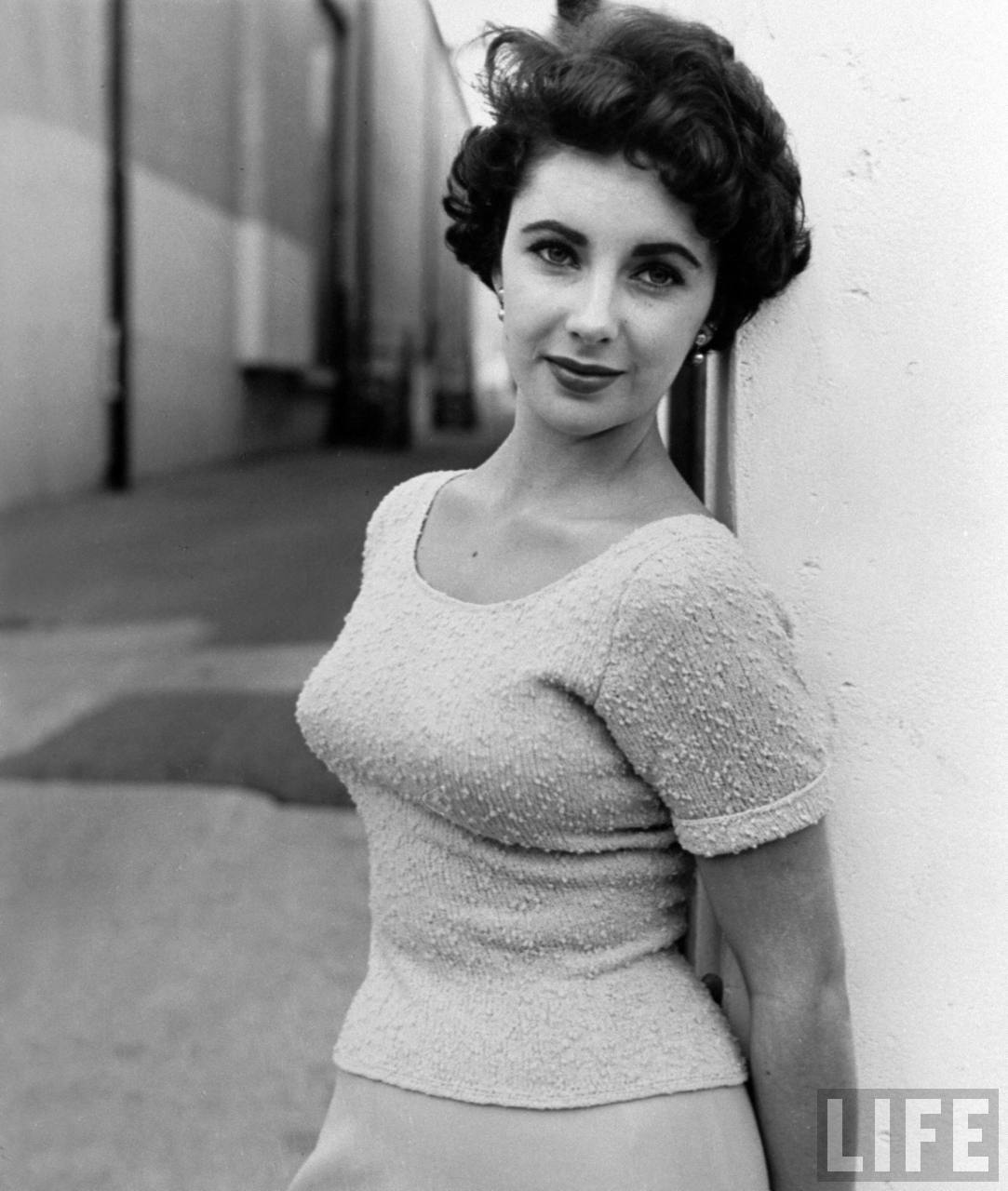 elizabeth taylor nude - pornografia interracial public blow