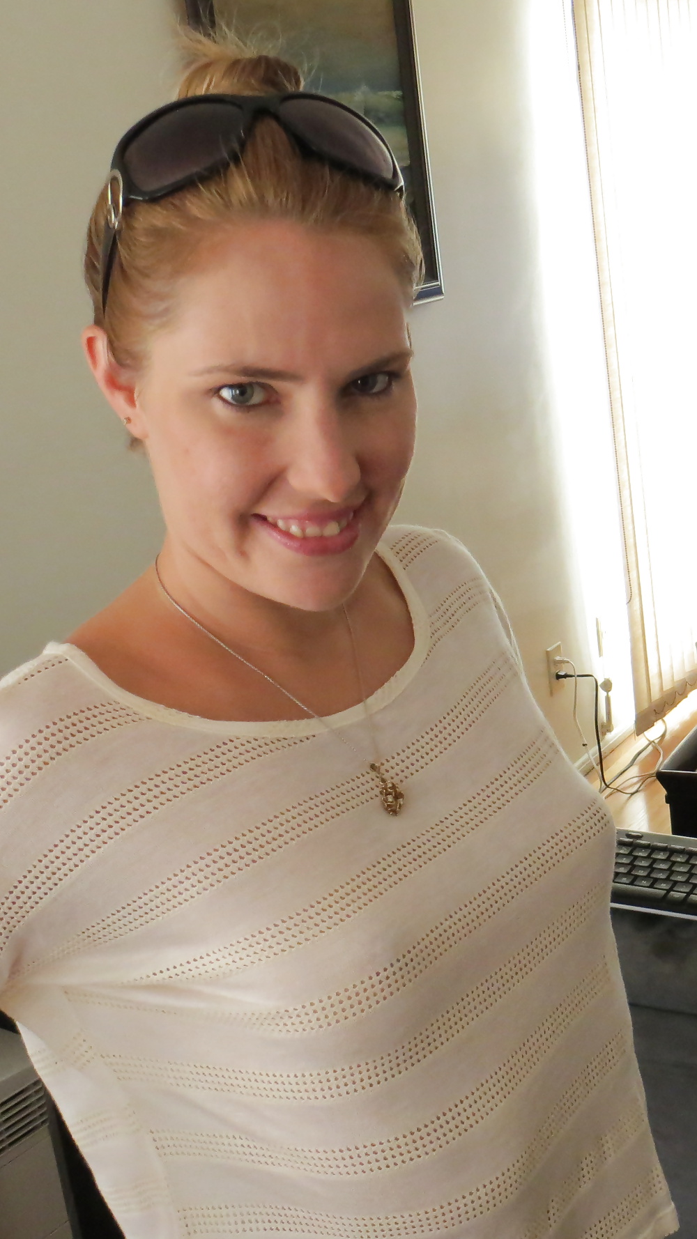 wife masturbates public - babysitter three way hiedy pino