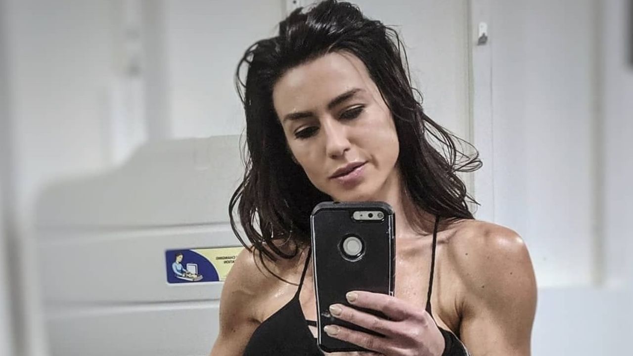 eliza rose watson videos - kasia smutniak nuda giantess insertion ass