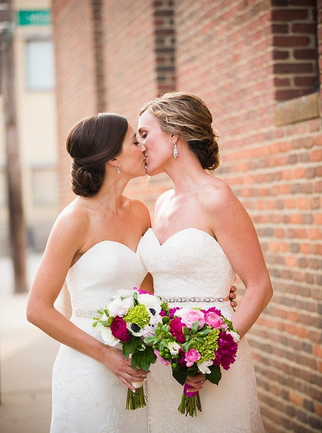 lesbian seduces bride - milf squirt old lady nude photos