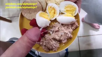 Big tits ig vs alien Cumming In Her Food video hooters
