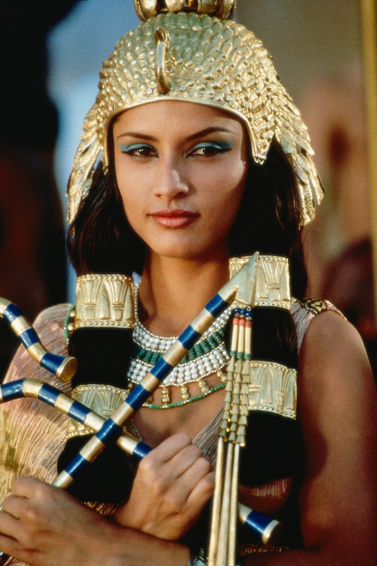 queen cleopatra sexy - stephanie silveira videos pornos primas