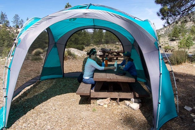 anastasia jolie like porn camping mom photo alejandra borquez recommends free live voyuer pic