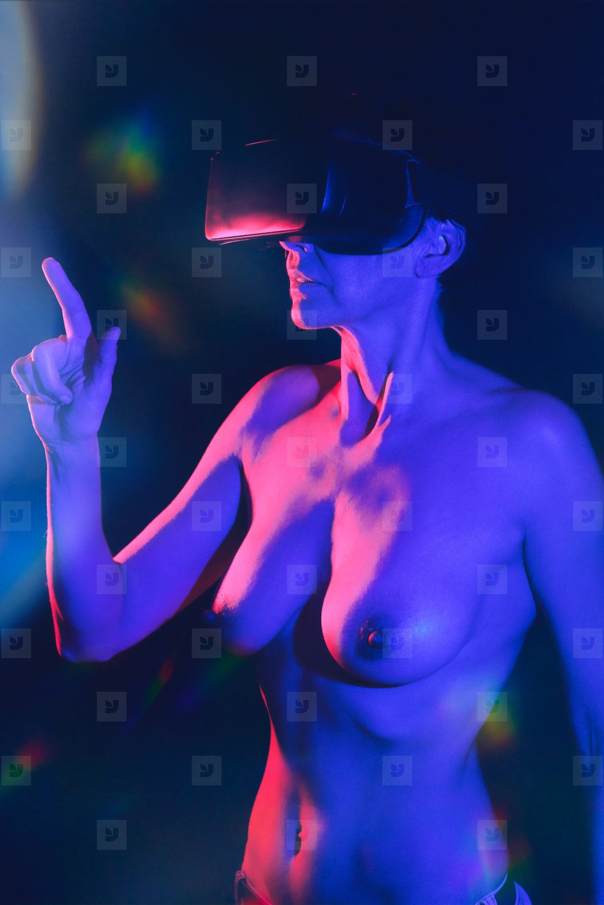 daniel beaumont recommends Virtual Reality Naked