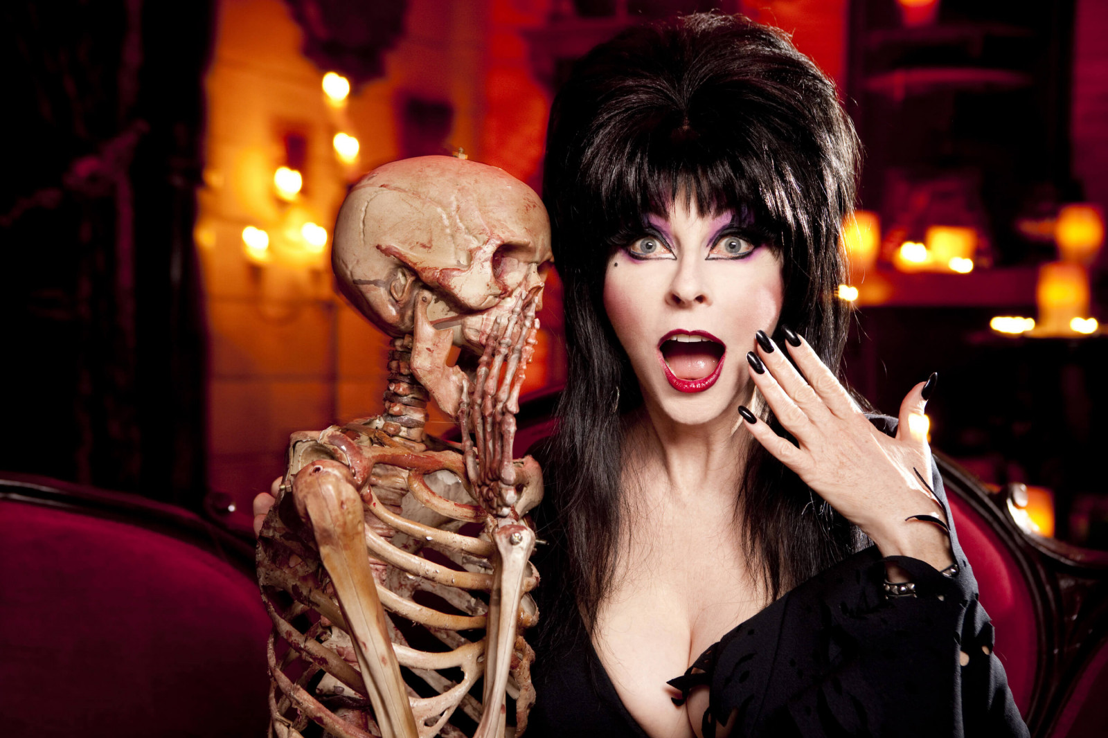 elvira breasts - women that love giving head retro crossdresser porn
