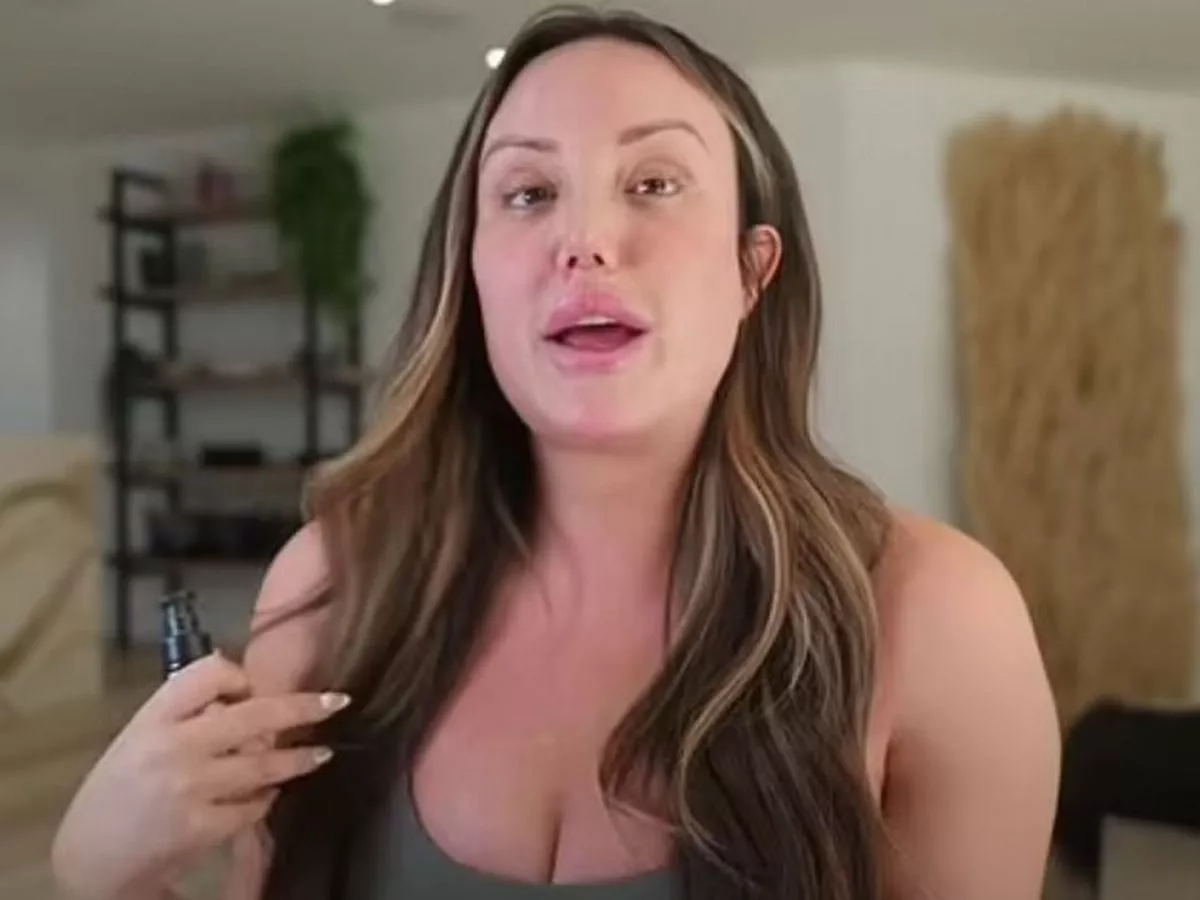 aidan harker recommends Candid Boobs Videos