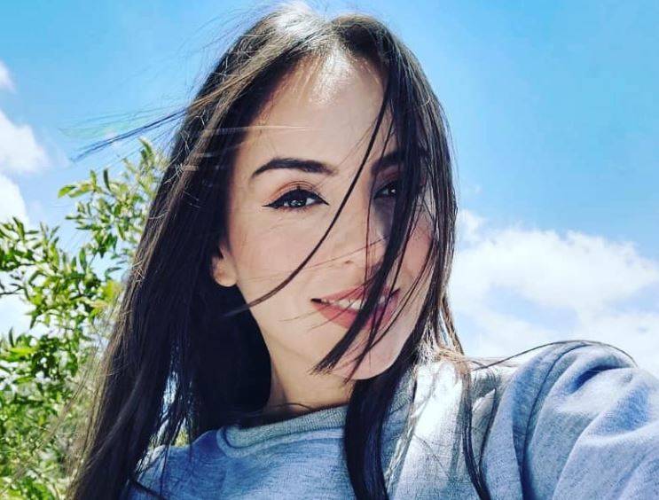 kourtney love teacher - aubrey plaze nude ace rockwood gay