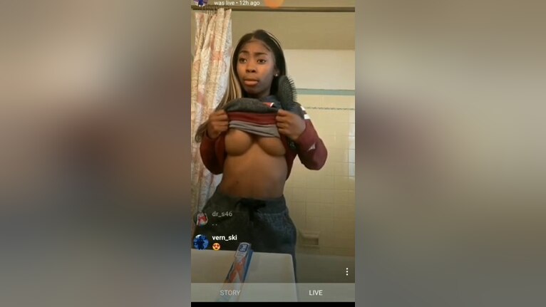 angela laurin recommends Nip Slips Compilation
